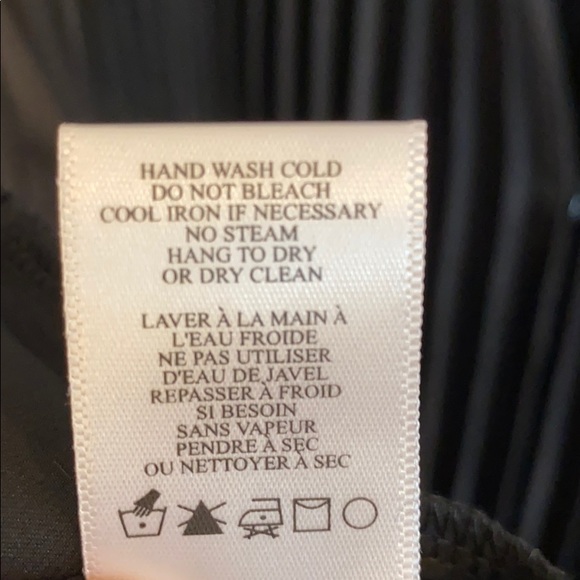 NWT A.L.C. Black Satin accordion pleated dress 8 - Picture 12 of 13